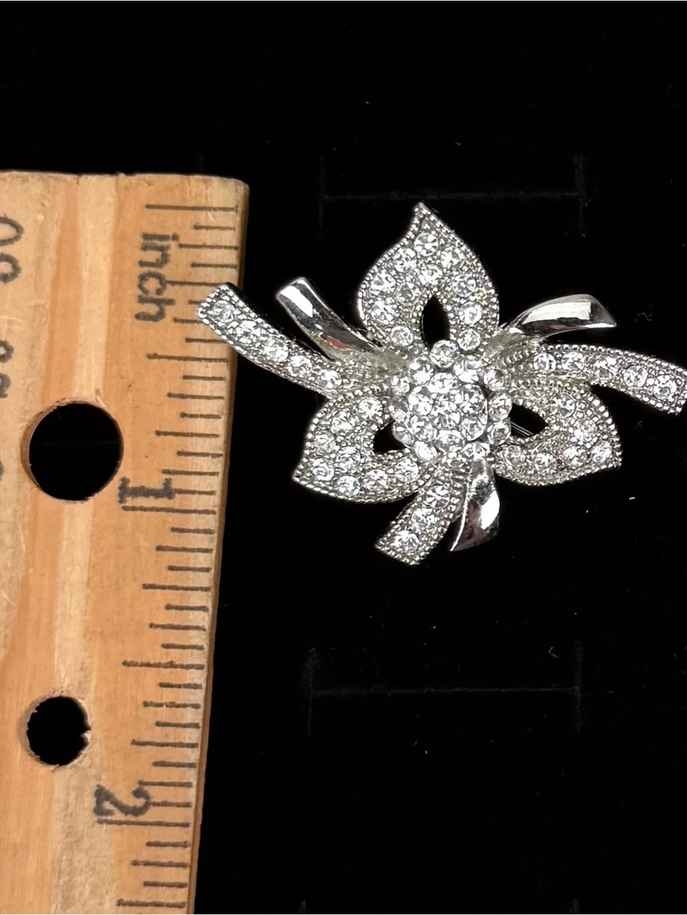 Vintage Silver Tone Bow Ribbon Brooch Clear Faceted Sparkle Statement Pin